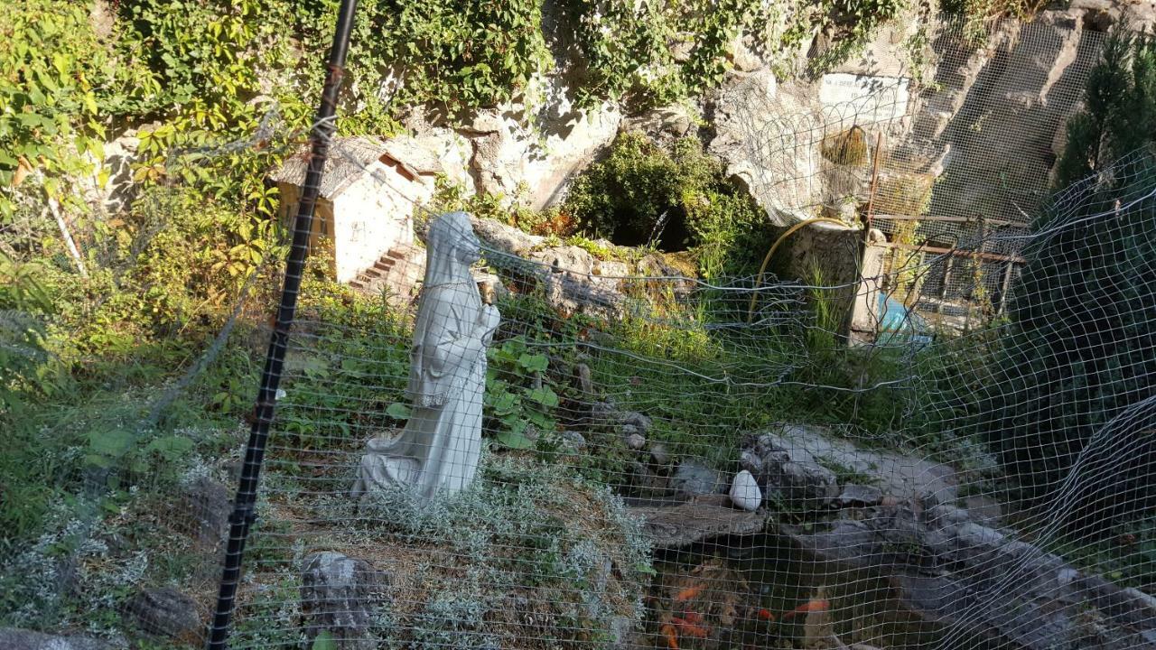 Location Turistic Monolocale Nel Parco Del Santuario Leilighet Asti Eksteriør bilde